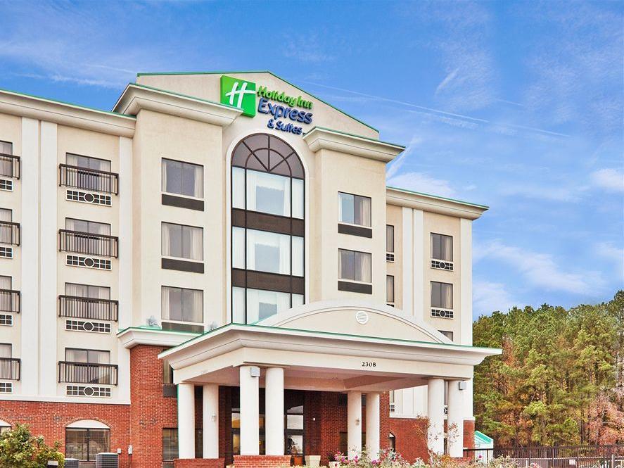 Holiday Inn Express & Suites Wilson-Downtown By Ihg Exterior foto