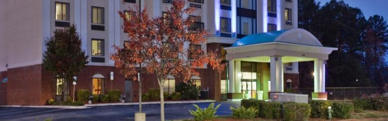 Holiday Inn Express & Suites Wilson-Downtown By Ihg Exterior foto